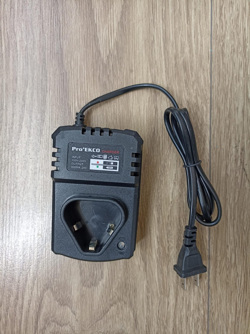 TALADRO Makita 128V P/D