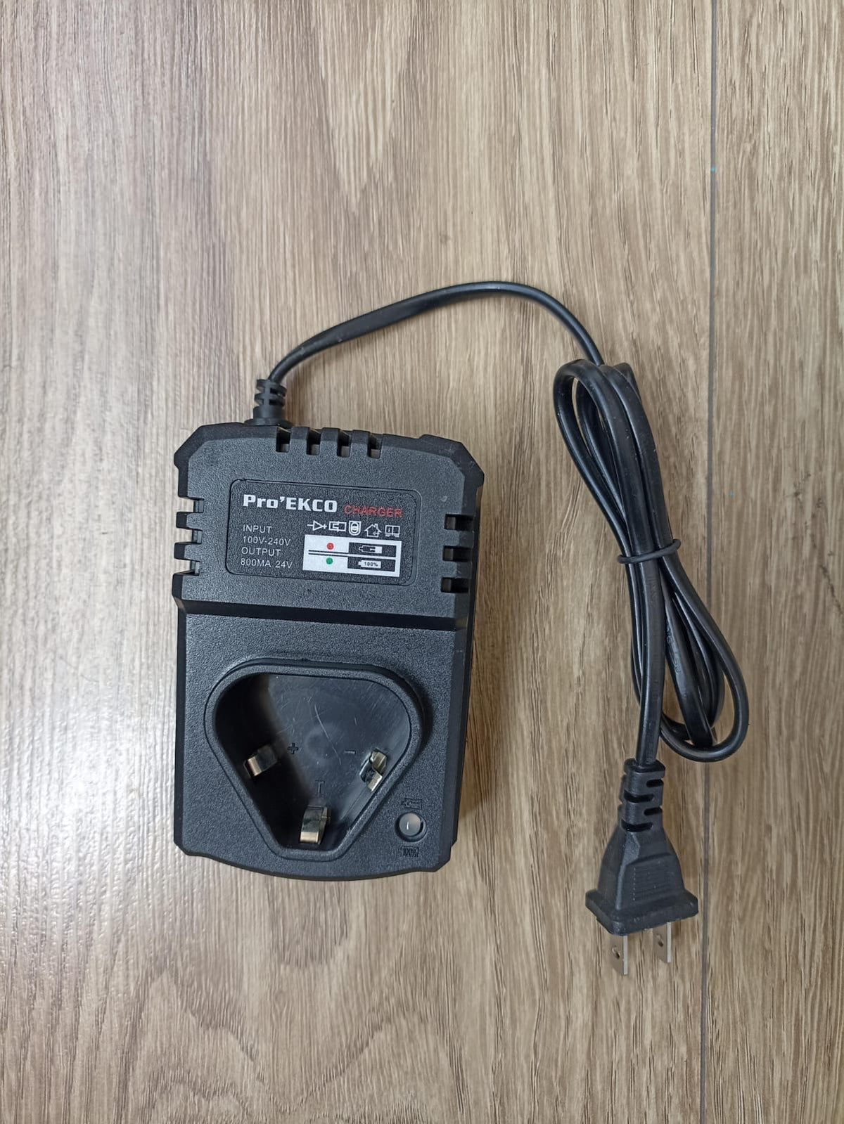 TALADRO Makita 128V P/D